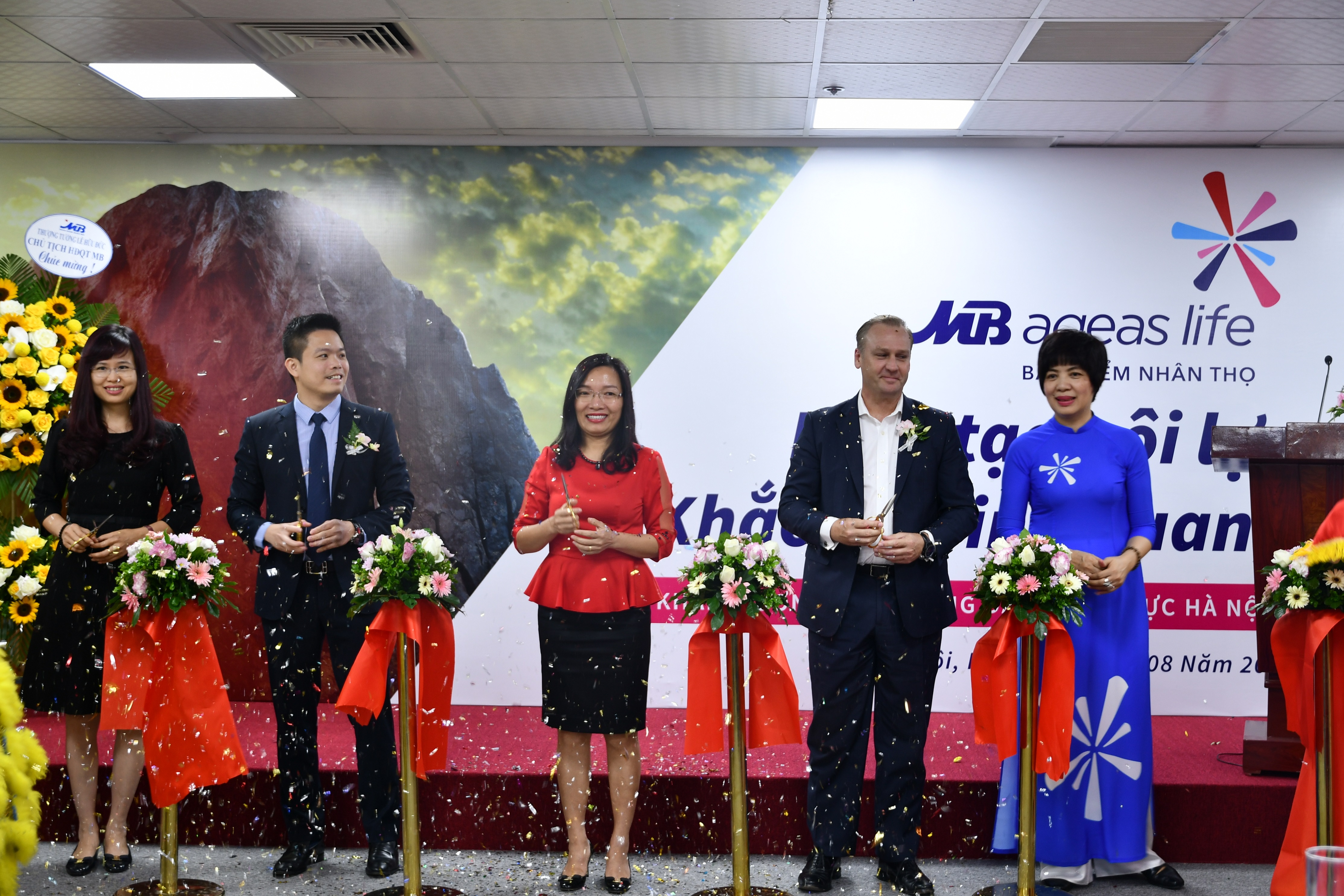MB Ageas Life khai trương văn phòng đại lý đầu tiên tại Hà Nội