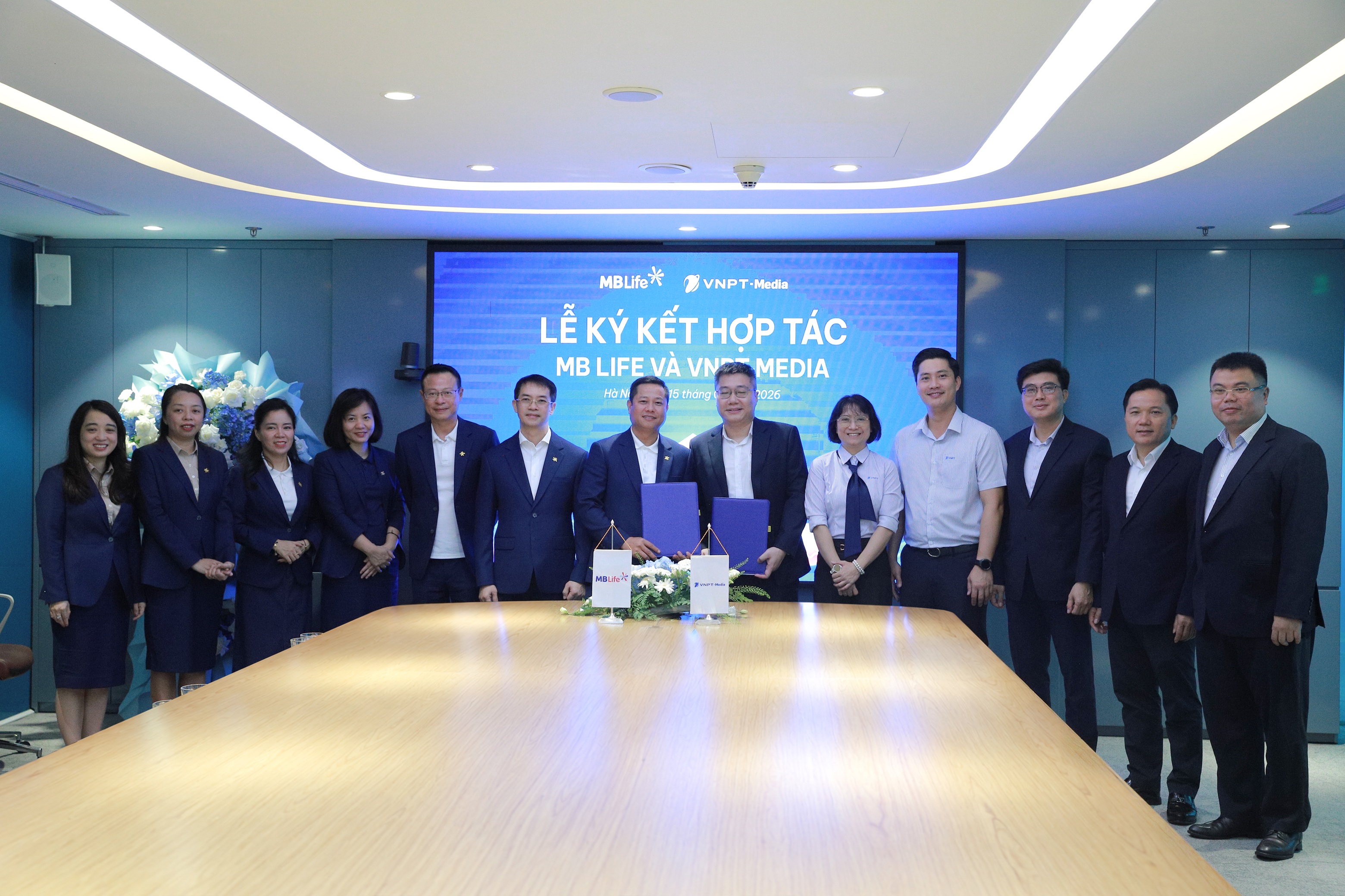 MB LIFE HỢP TÁC VỚI MONCOVER, ACCESSTRADE VÀ VNPT-MEDIA, MỞ RỘNG PHÂN PHỐI QUA BA HỆ SINH THÁI